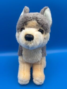 Douglas  Wolf Husky